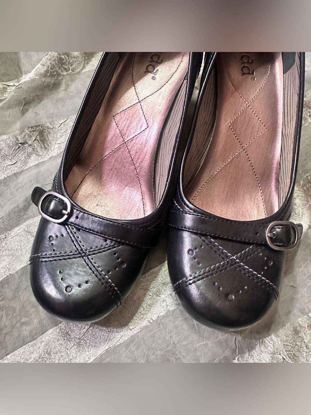 Y2K Mudd Black Leather Mary Jane Ballet Kitten Heels with Buckle Detail - Picture 6 of 9